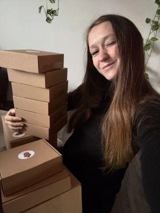 Přesně za měsíc touhle dobou budu pozastavovat Emies 🥹💕 na Emies stále běží AKCE 2+1 ZDARMA a takhle vypadá realita...