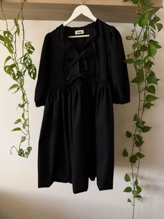 Černý Popelín a halenkový top na přání jako šaty 🖤 #Emies